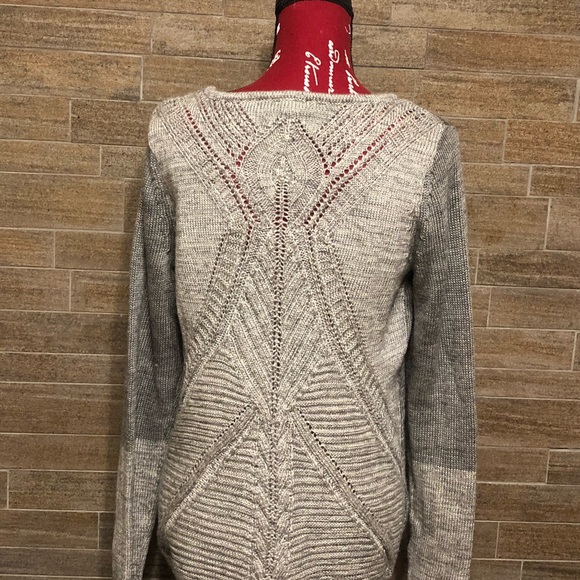 The Limited Gray sweater - Picture 2 of 6